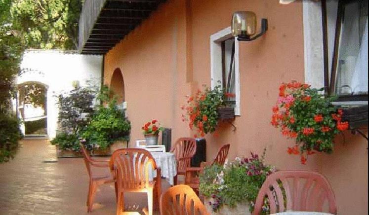 Residence Concaverde Pomarolo Luaran gambar